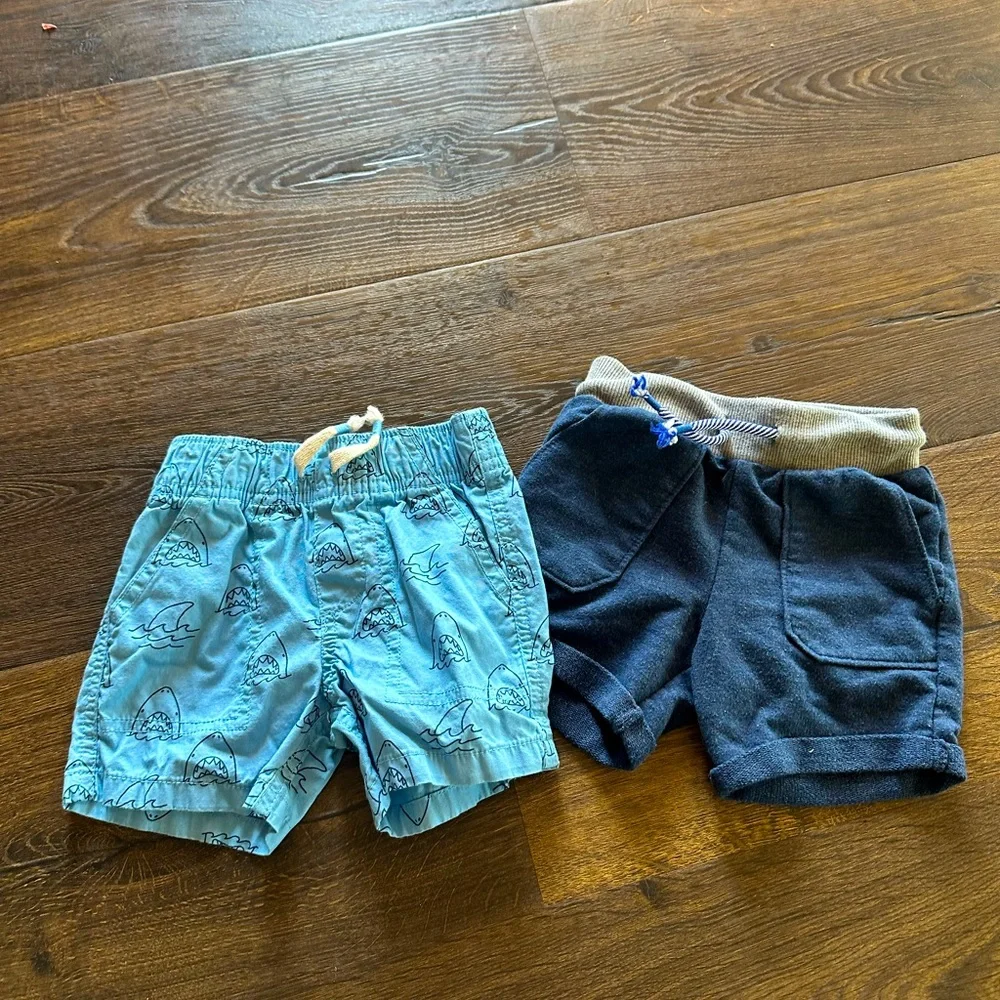 Boys short bundle -12m - Picture 1 of 16